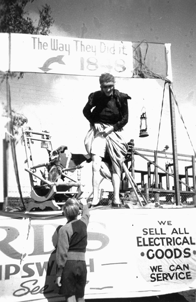 R T Edwards &amp; Sons' float, at a parade in Ipswich, 1948