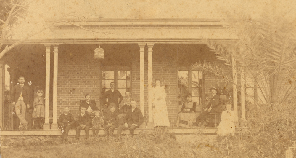 Mannix family home in Darling Street, Ipswich,  c.1912