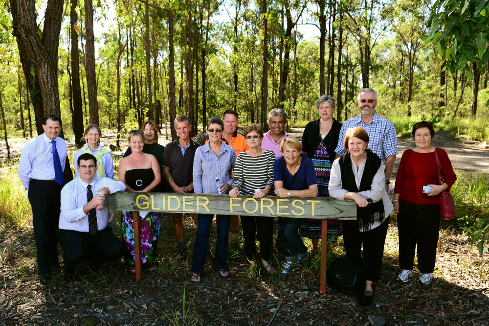 Member for Algester Anthony Shorten and Minister for Natural Resources and Mines Andrew Cripps with locals at Glider Forest, Larapinta, Brisbane, 15th May 2013