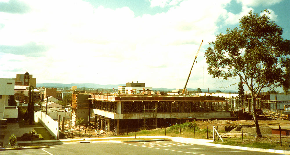 Ipswich City Council Administration building during construction, Ipswich, 1984 - 1985
