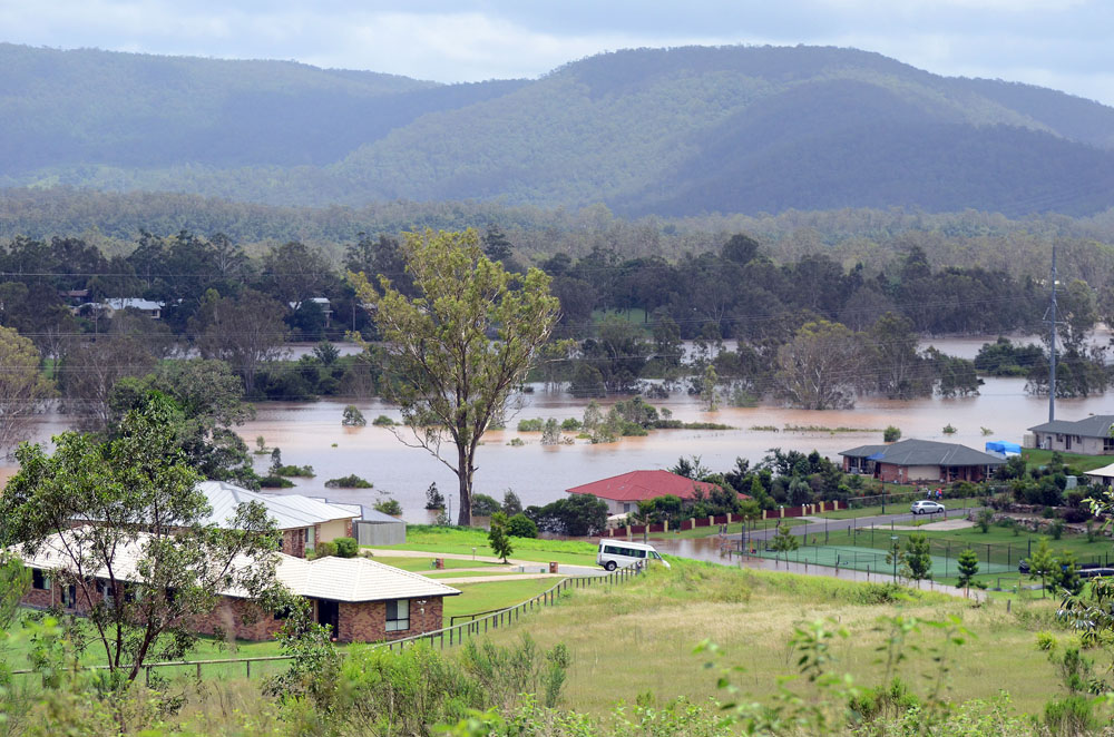 Flood waters behind Riverside Estate, Karalee, Ipswich, 2011