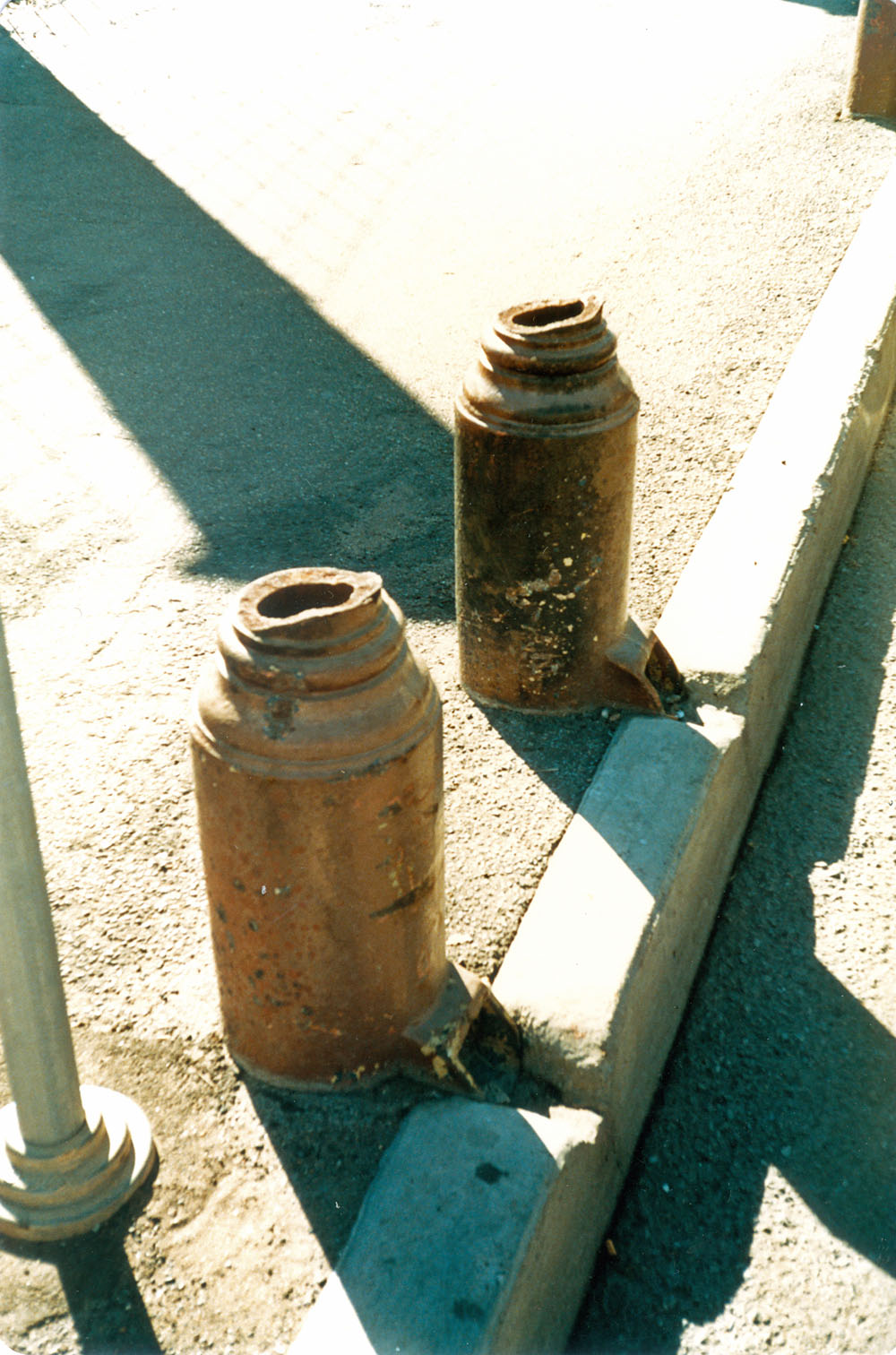 Remains of pillars outside Cribb &amp; Foote, Bell Street, Ipswich, 1986