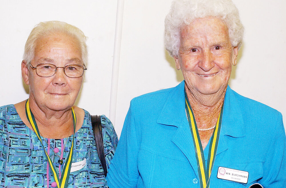 Elva Freeman and Win Burchmann at Rosewood Baptist Hall receiving Certificates of appreciation for volunteers at Cabanda Lodge, Ipswich, 7 February 2005