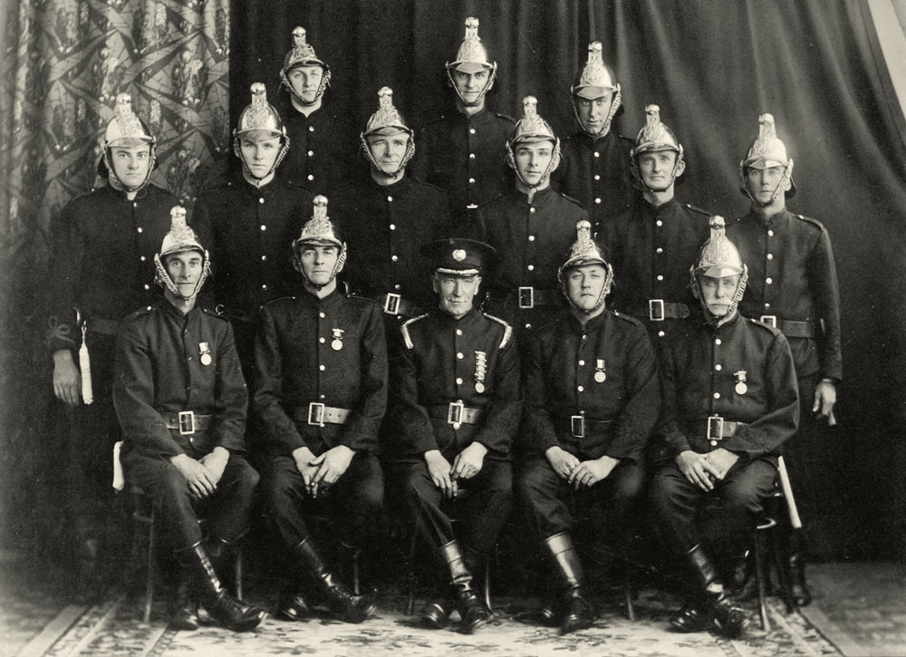 Ipswich Fire Brigade members, Ipswich, 1935