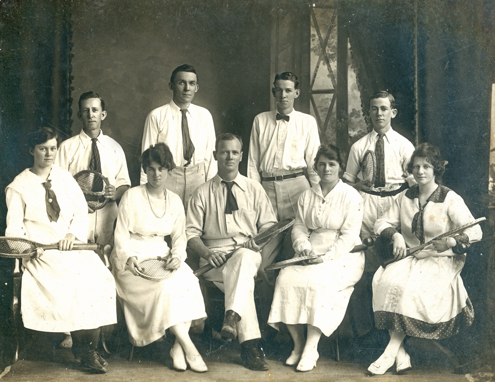 Members of the St Thomas's Tennis Club of North Ipswich, 1920