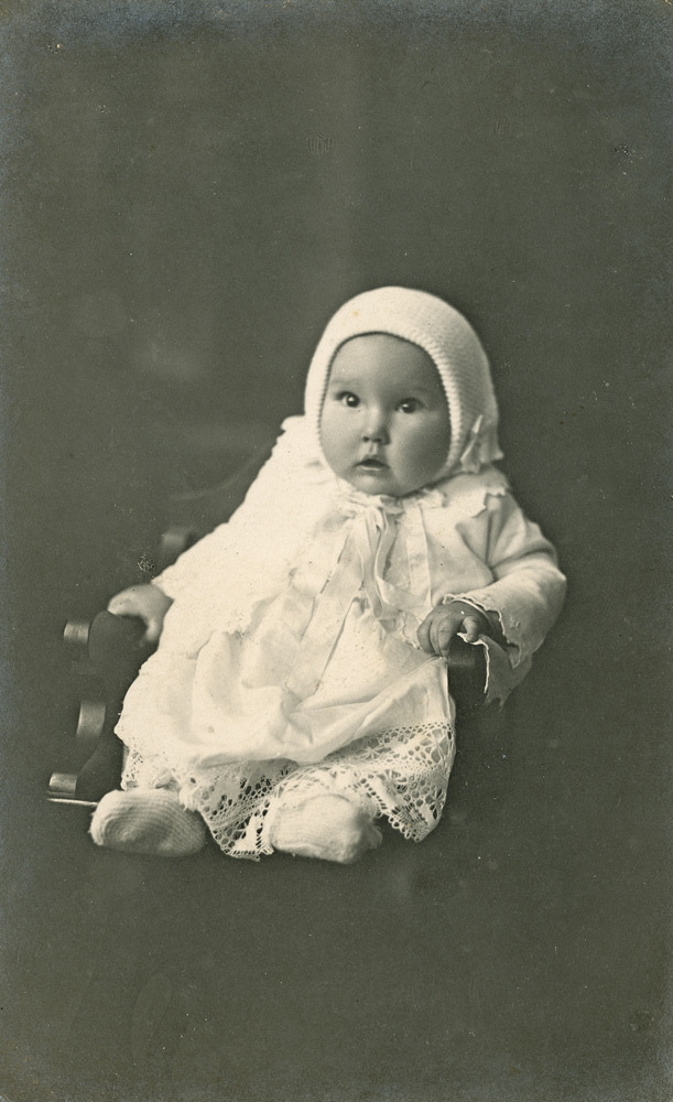 Postcard sent to Norman George whilst serving overseas, pictured is Agnes Winks baby daughter Jean Agnes, Ipswich, 1917