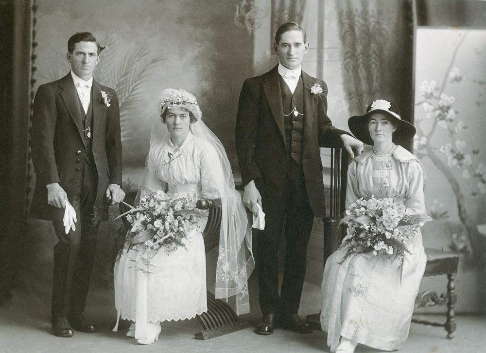 Formal portrait of the bridal party of Blanche Macalister Auld and John Edward Hastings, 1918