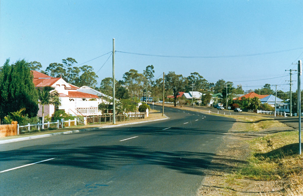 Waterworks Road streetscape, from Gardiner Street, Brassall, Ipswich, 1991