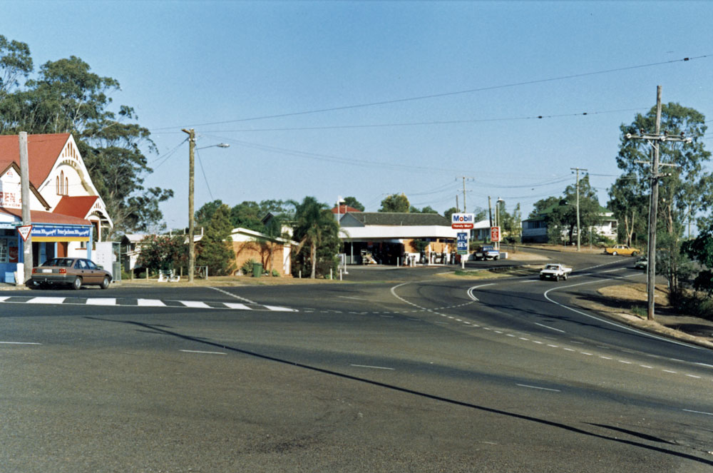 Businesses along Pine Mountain Road and Waterworks Road, North Ipswich, 1991