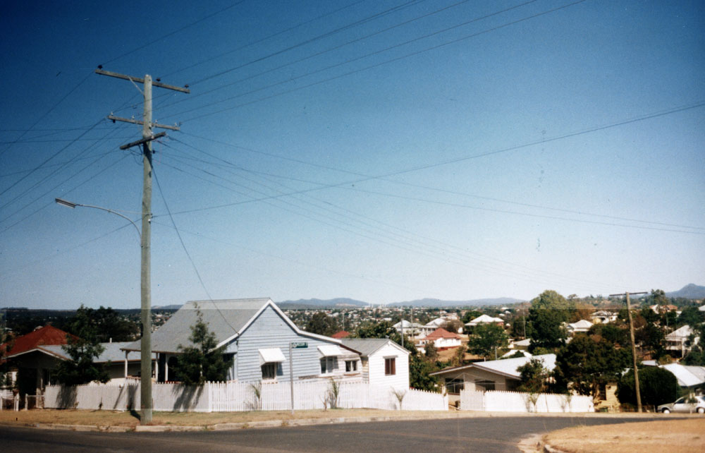 Mossom Street from No 16 Hill Street, North Ipswich, 1991