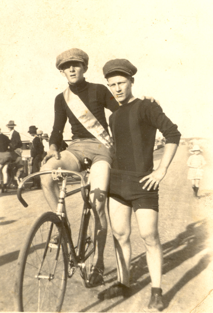 Cyclists from Ipswich, 1920s