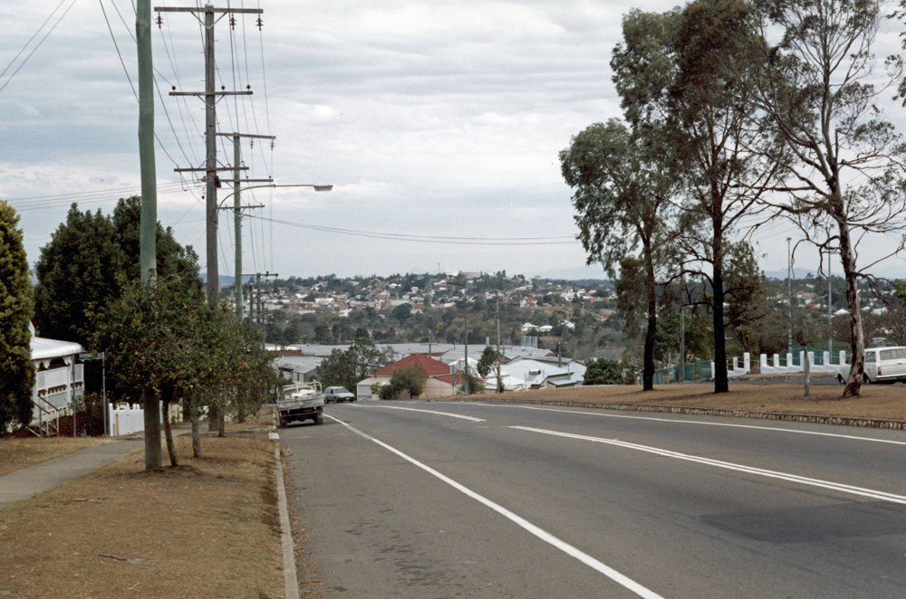 Waterworks Road, looking towards Denmark Hill, North Ipswich, 1991