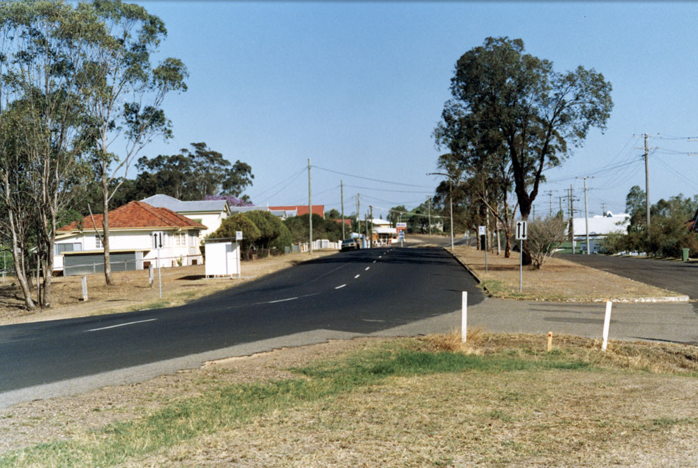 Waterworks Road streetscape, from Gardiner Street, Brassall, Ipswich, 1991