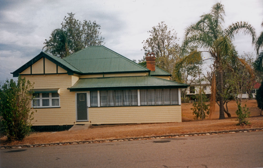 Lawrence Street, No 17B, North Ipswich, 1991