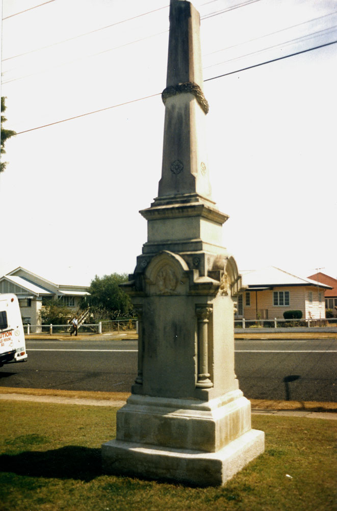 Memorial to Constable James Sangster, Brown's Park, Downs Street, North Ipswich, 1991