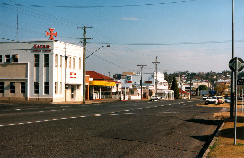 View of Downs Street from corner of Flint Street, North Ipswich, 1991