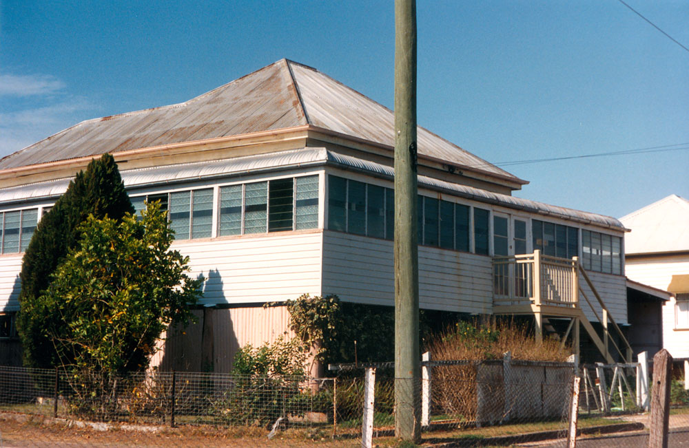 Lowry Lane, No 4, North Ipswich, 1991