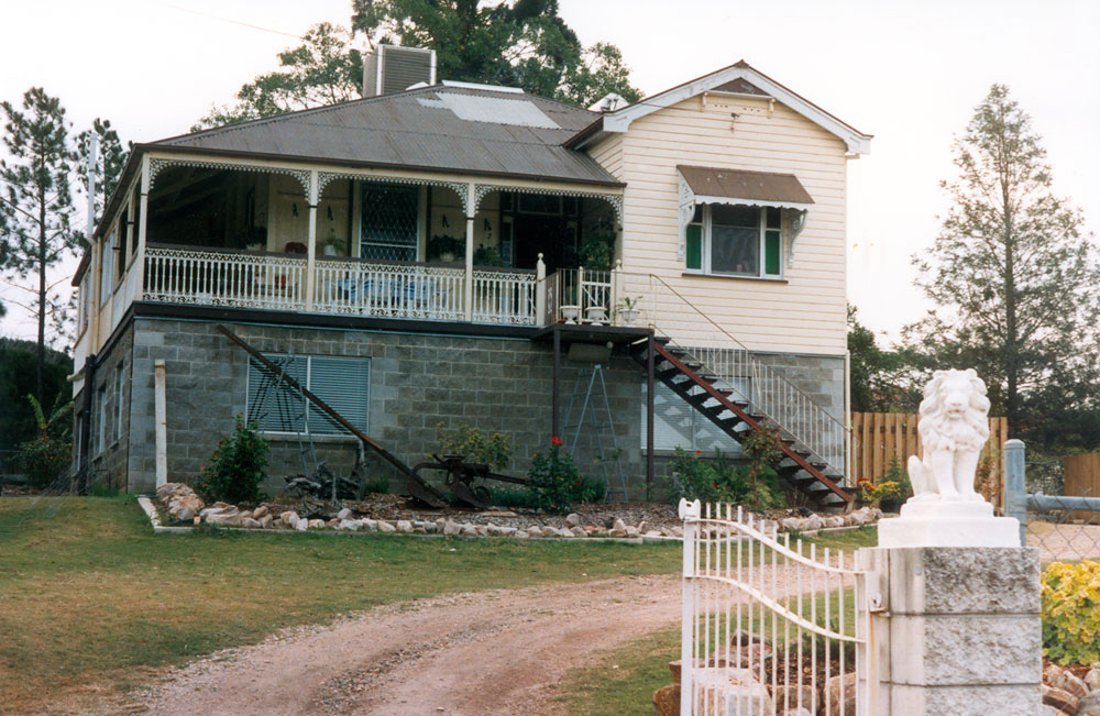 Lawrence Street, No 44, North Ipswich, 1991