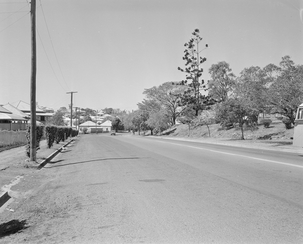 Streetscape of Churchill Street looking towards Warwick Road, Ipswich, 1958.