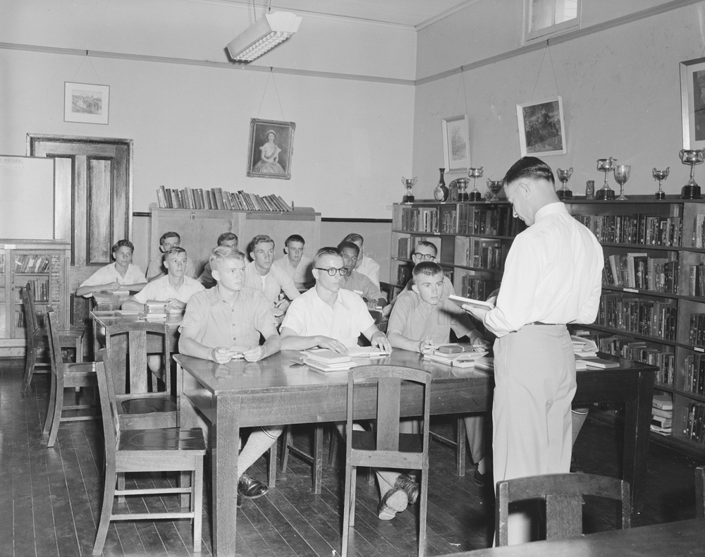 Students in War Memorial Library at Ipswich Grammar School, Ipswich, 1959