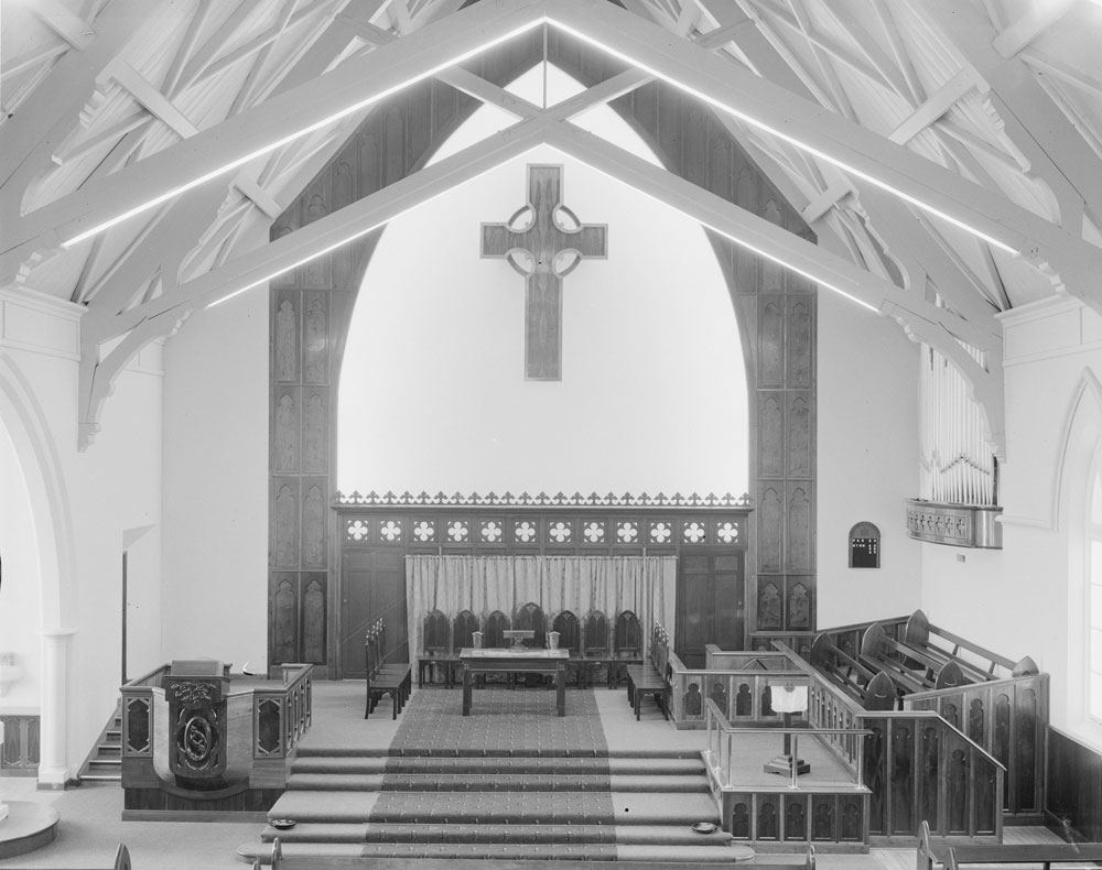 Interior of St Stephen's Presbyterian Church, corner Limestone and Gordon Streets, Ipswich, 1959