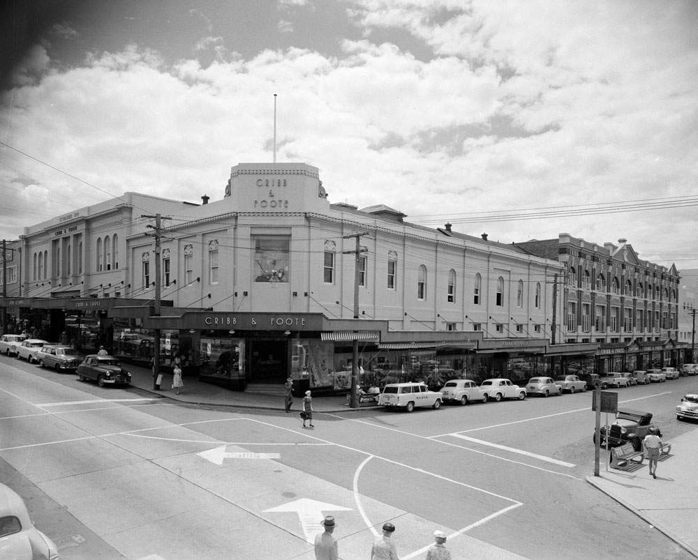 Cribb &amp; Foote department store on the corner of Brisbane and Bell Streets, Ipswich, 1959