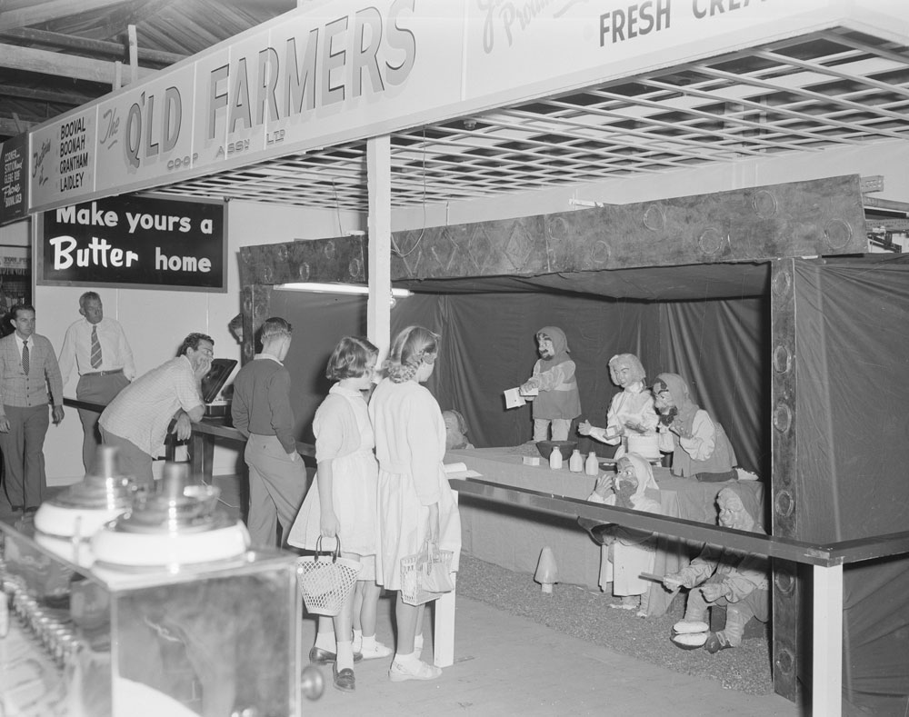 Queensland Farmers stand at the Ipswich Show, 1959