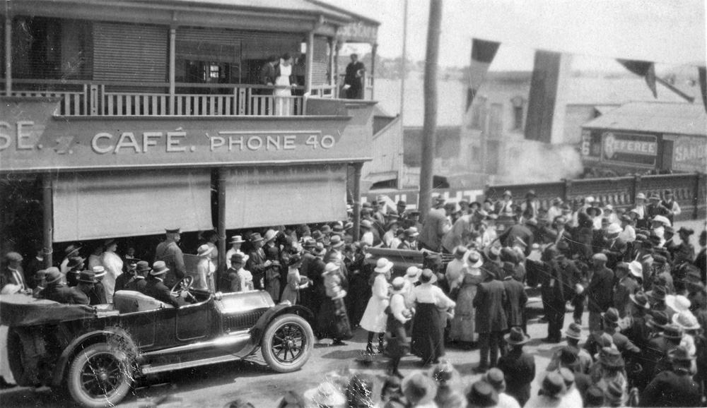 Nicholas Street Ipswich procession, between 1925-1935