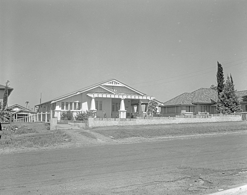 Residence, Bank of New South Wales, 95 Chermside Road, Ipswich, 1959