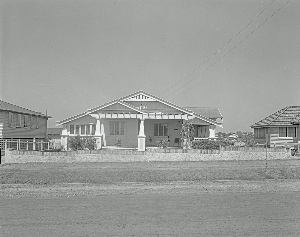 Residence, Bank of New South Wales, 95 Chermside Road, Ipswich, 1959