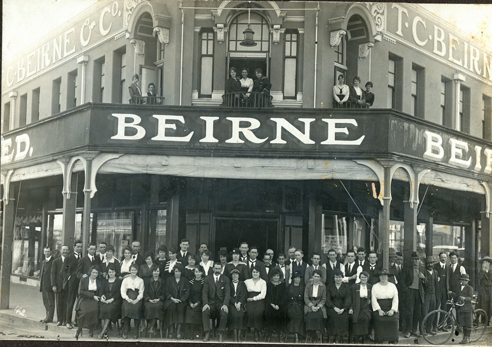 T. C. Beirne building and staff, corner Nicholas and Union Streets, Ipswich, 1920