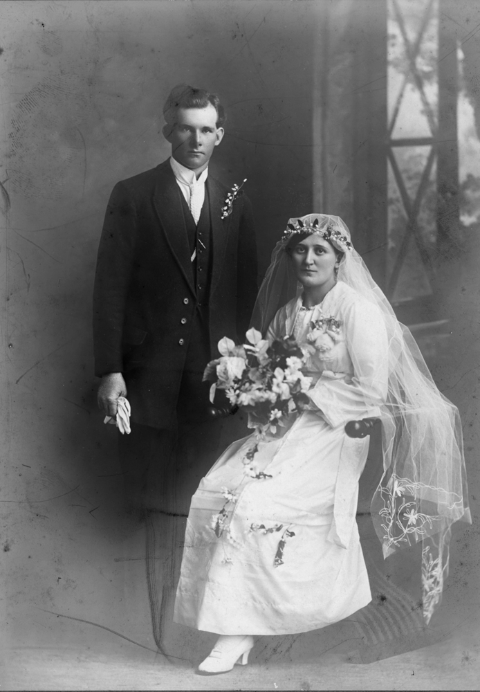 Formal wedding portrait of Walter John Beckwith and Myrtle Ellenor Brown, Ipswich, 1920