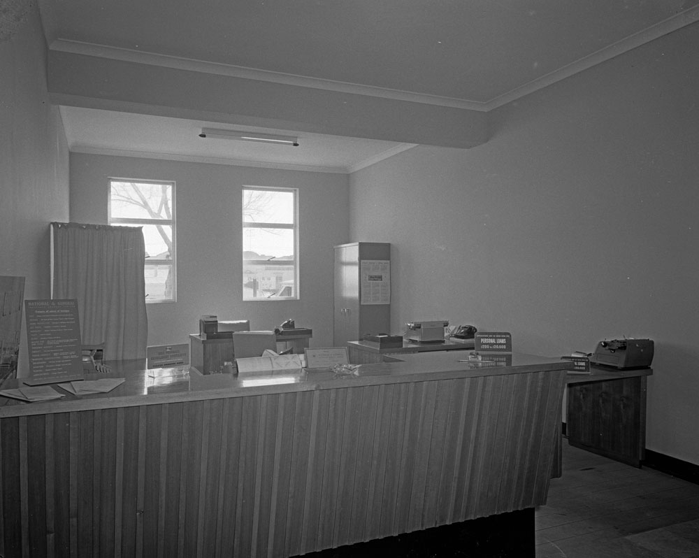 National &amp; General Insurance Company Limited, front counter,  Wyvern House, 27 Ellenborough Street, Ipswich, 1960