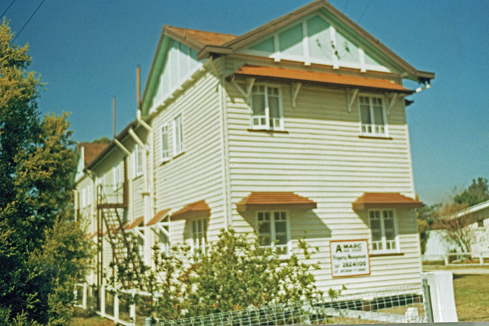Cole Street flats, at No. 48, Silkstone, Ipswich|Ipswich, Queensland, 1991