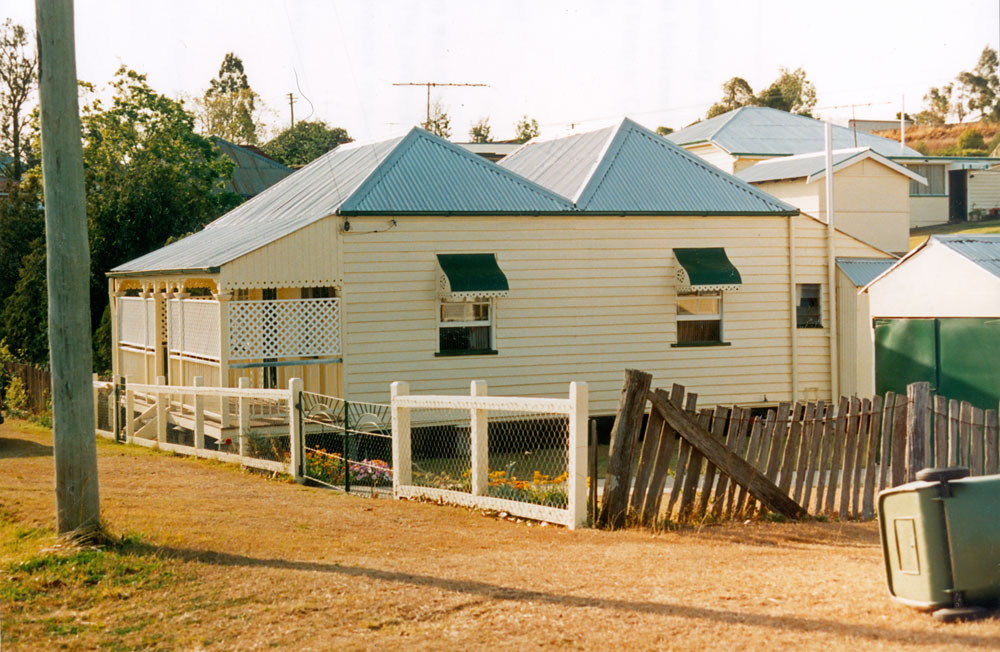 Clay Street, No 4, West Ipswich, 1991