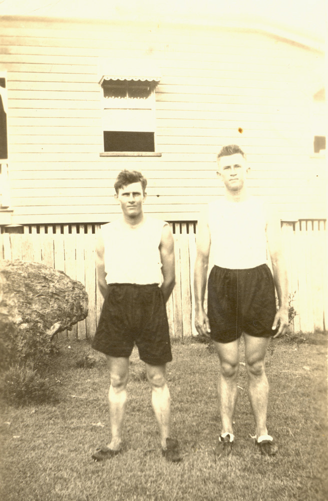 Competitors at the Ipswich Amateur Wheelers competition, 1928