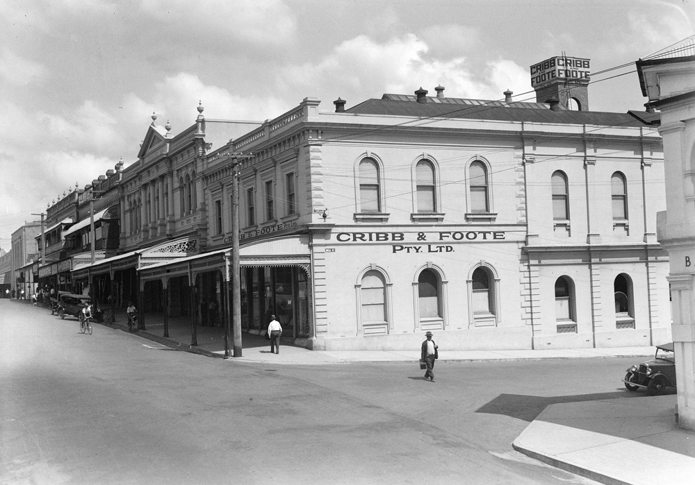Cribb &amp; Foote store on the corner of Brisbane &amp; Bell Streets, Ipswich, 1920s