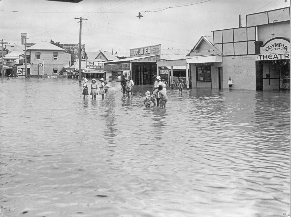 Brisbane Street in flood, looking west, Ipswich, January 1927