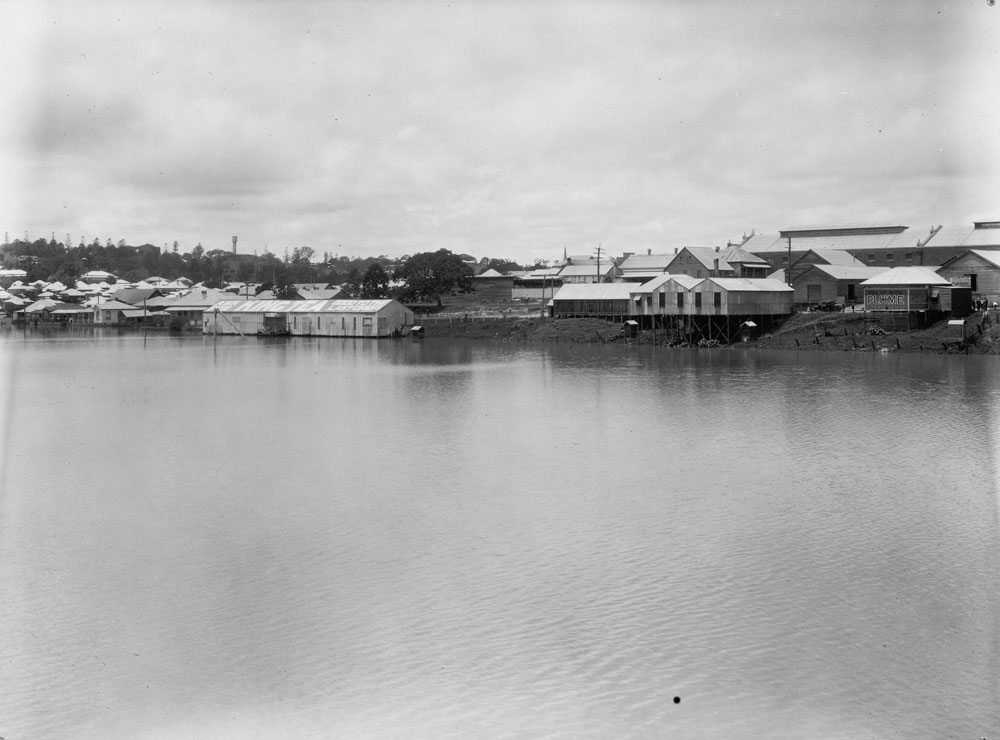 Bremer River in flood, looking towards south bank and town, Ipswich, January 1927