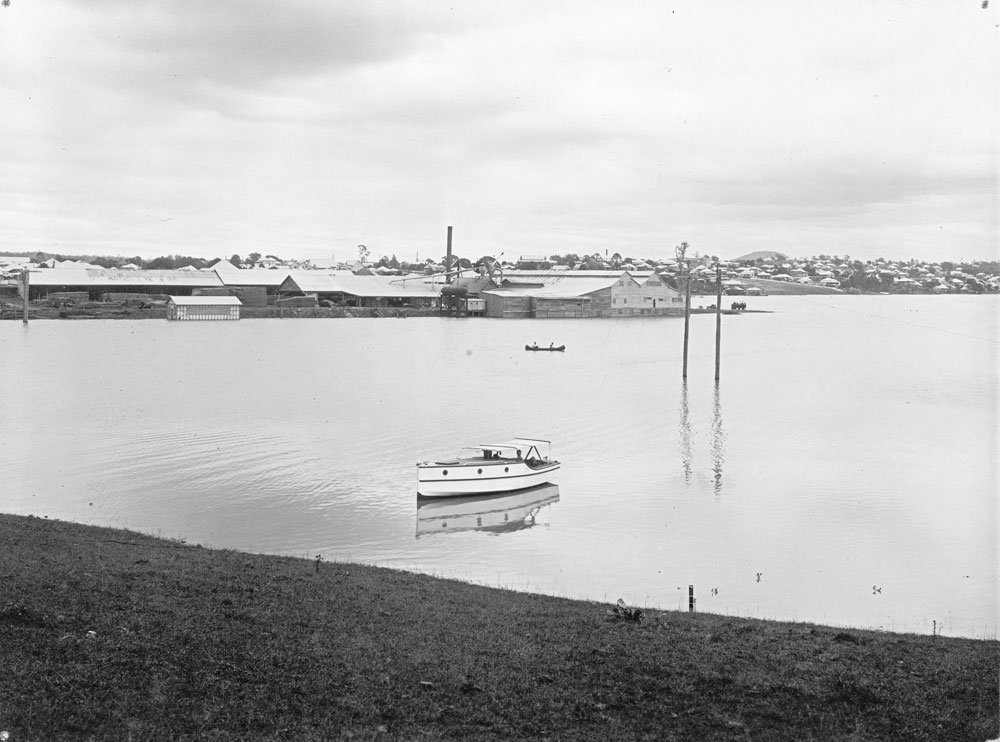 Bremer River in flood, looking towards Hancock's Sawmill, North Ipswich, January 1927