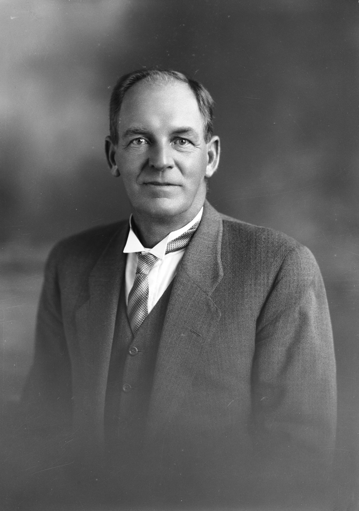 Thought to be T. E. Woodford, Ipswich, 1930s