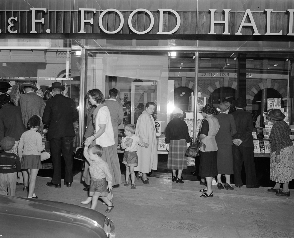 People outside Cribb &amp; Foote Food Hall during opening, Ipswich, 1940s