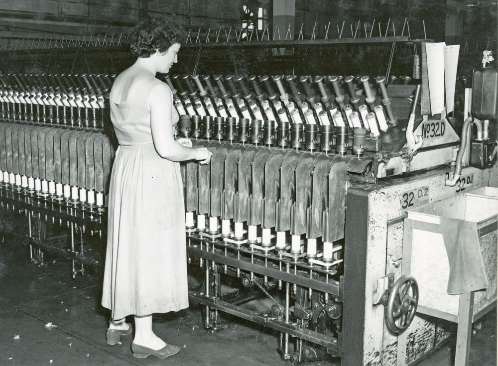 Worker operating the Spinning Mules at the Ipswich Woollen Mills, Joyce Street, East Ipswich, 1950s