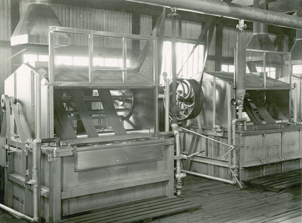 Textile machines at Ipswich Woollen Mills, Joyce Street, East Ipswich, 1950s