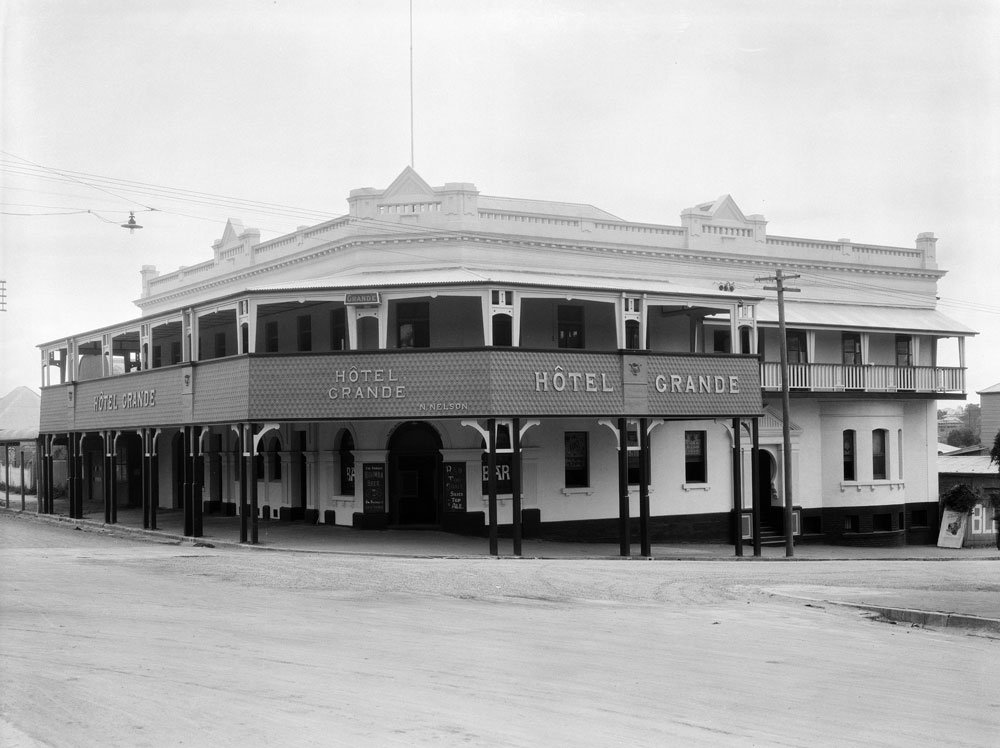 Hotel Grande, corner Brisbane and East Streets, 1927 - 1930