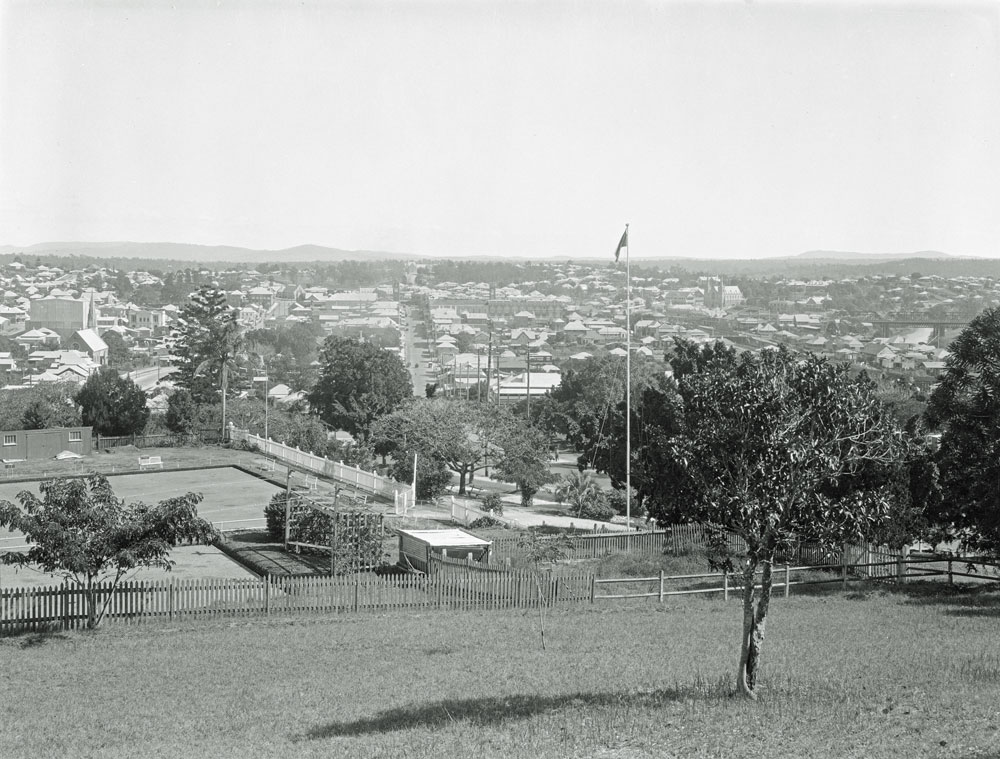 Panoramic view of Ipswich from Limestone Hill (West), overlooking Ipswich Bowls Club, Ipswich, 1930s