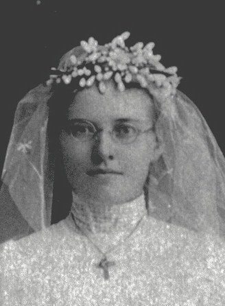Wedding photograph of Hannah Matilda nee Schmeider