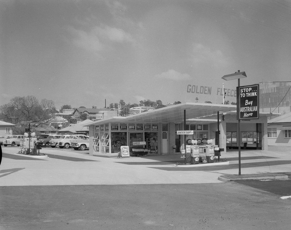 Golden Fleece Service Station, corner of Limestone and Gordon Streets, Ipswich, 1963