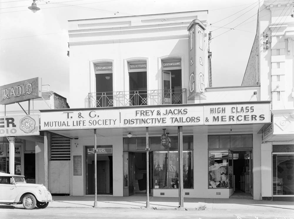 T. &amp; G. Mutual Life Society Building , 142 Brisbane Street, Ipswich, 1953
