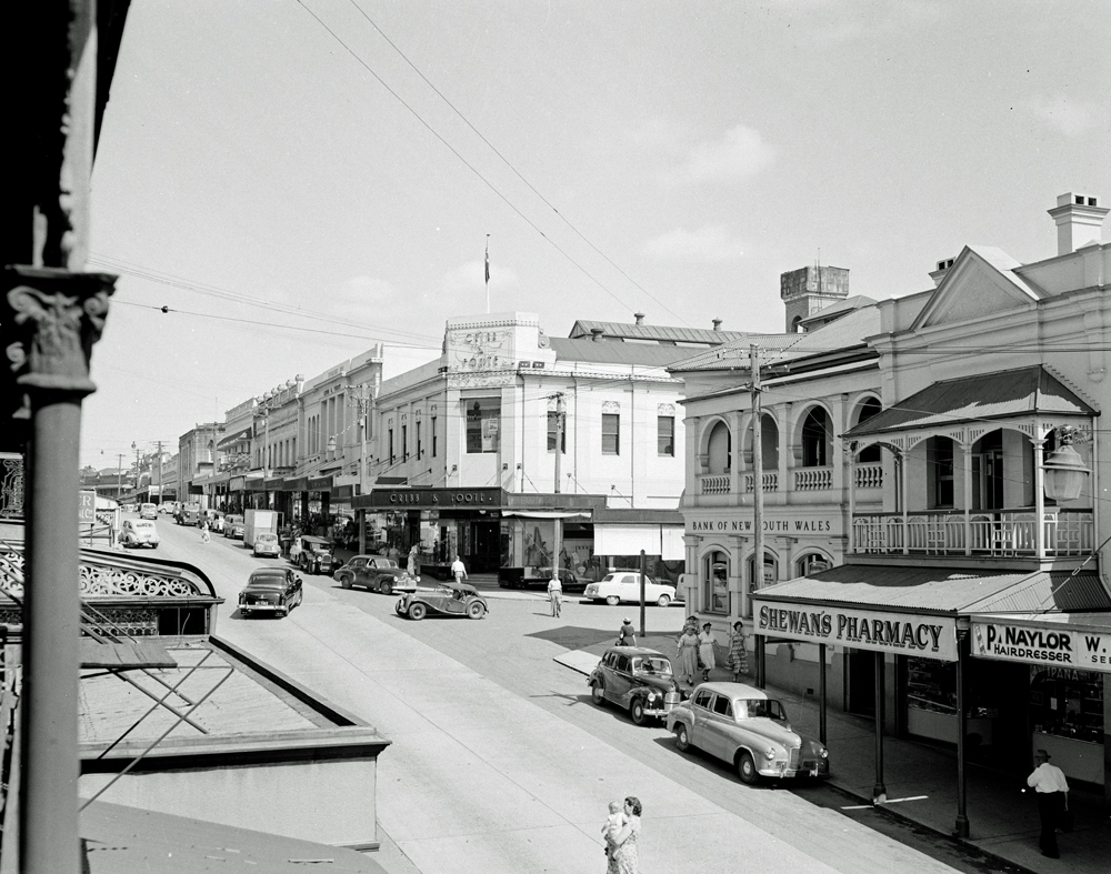 View of Brisbane Street  from the Whitehead Studio's balcony, Brisbane Street, Ipswich, 1954